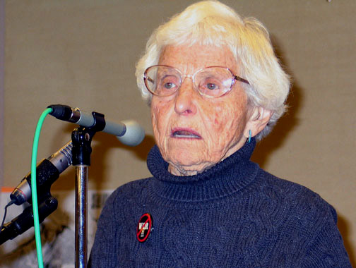 co_crowe_11nov04-009